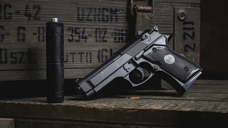pistolet-na-kulki-metalowy-pistolet-beretta-z-tlumikiem-duzy-granat-6mm-waga-z-opakowaniem-0-001-kg