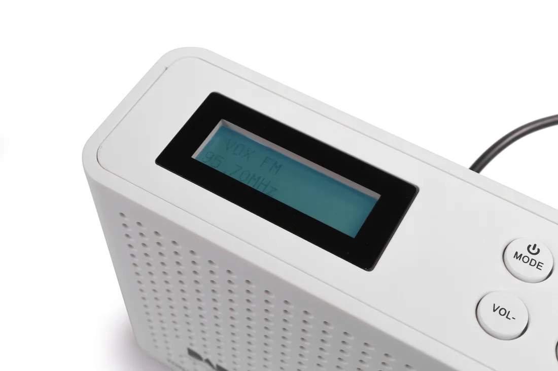 radio-anadol-ton-3-dab-fm-ukw-glosnik-bt-anadol-waga-z-opakowaniem-0-5-kg