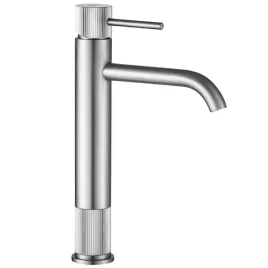 bateria-umywalkowa-stojaca-rea-lungo-stripe-srebrny