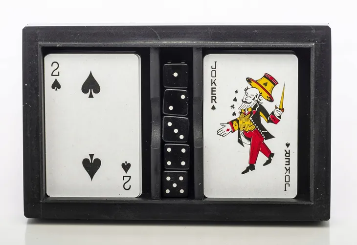 karty-do-gry-kosci-waga-z-opakowaniem-0-05-kg-marka-art-pol-kod-producenta-125523