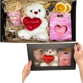 box-prezentowy-walentynki-zestaw-mis-swieca-herbata-kula-do-kapieli-miod