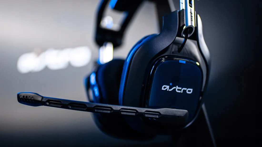 zestaw-sluchawkowy-astro-a40-tr-logitech-g-xbox-playstation-5-switch-pc-mac-marka-astro