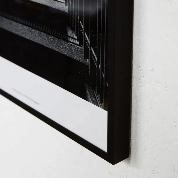 obraz-prospection-scala-32x37-cm-bialo-czarny-marka-house-doctor