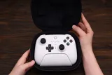 futeral-or-etui-na-pad-8bitdo-ultimate-classic-controller-travel-case-zawiera-baterie-tak