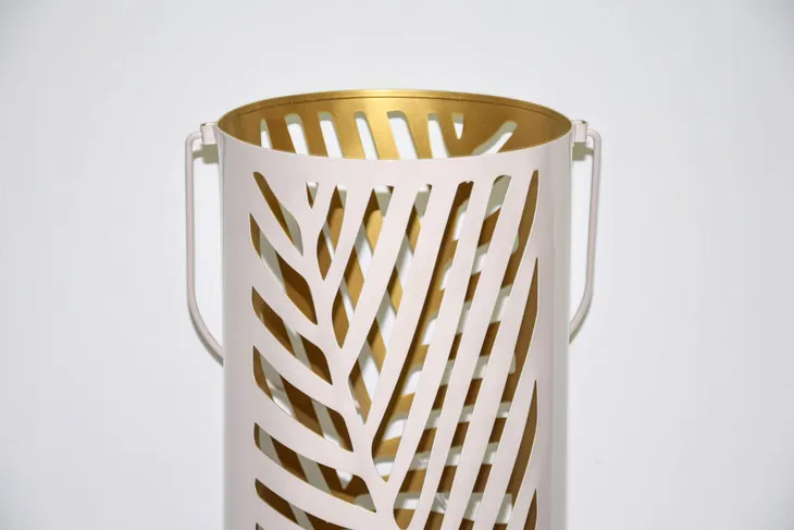 lampion-metal-pudrowy-roz-w-liscie-sredni-16-32-cm-material-wykonania-metal-kod-producenta-6790
