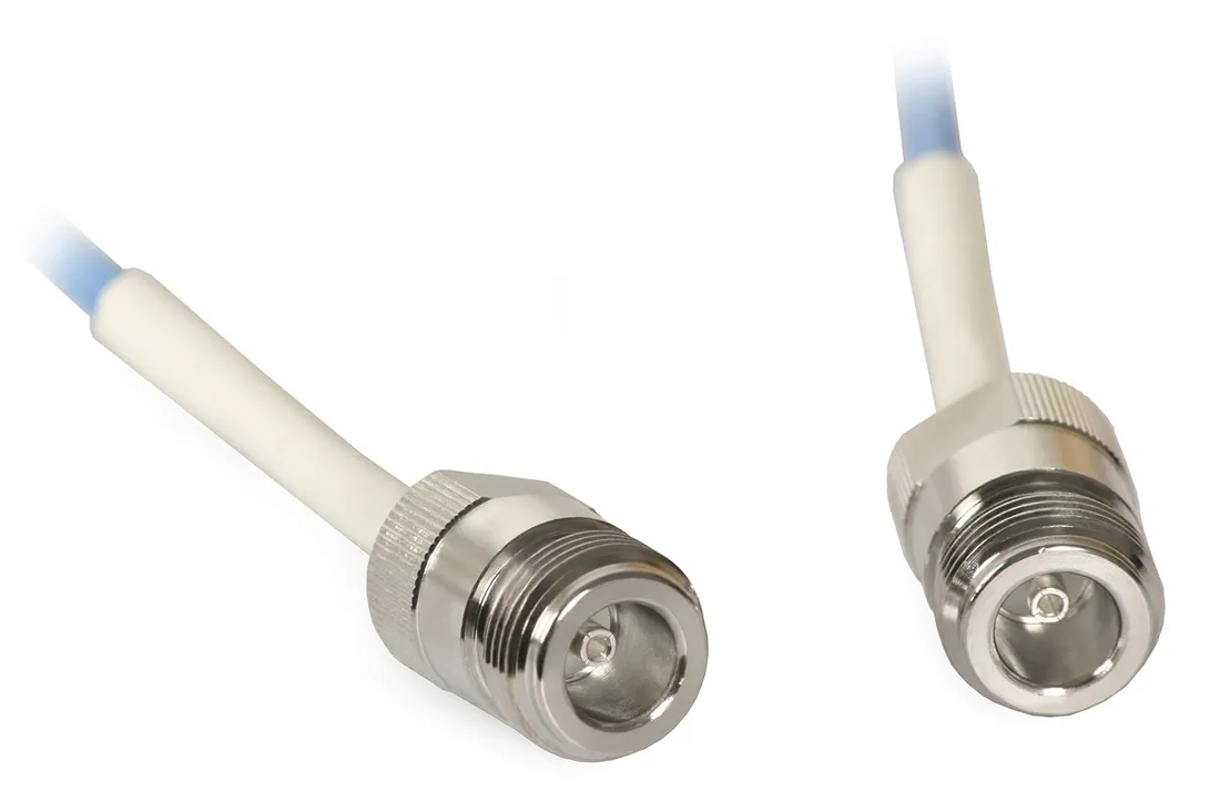 antena-panelowe-trans-data-5g-7-7-7