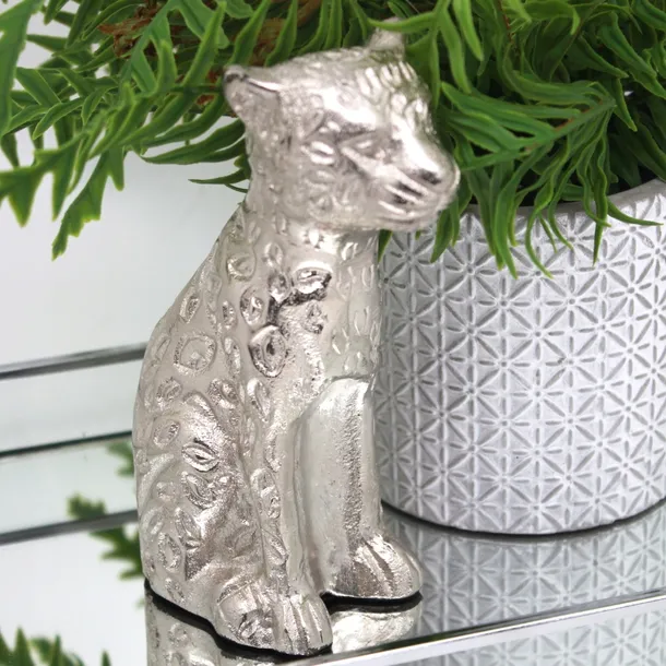 figurka-gepard-srebrny-15-cm-material-wykonania-metal-wysokosc-produktu-15-cm