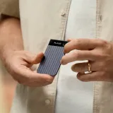 dyktafon-ai-plaud-note-pro-czarny-glebokosc-produktu-2-99-cm