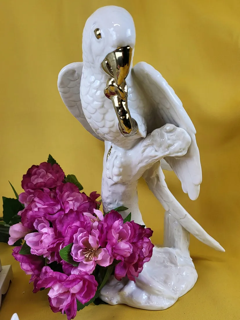 figurka-papuga-ceramiczna-na-galezi
