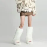 futrzane-ocieplacze-getry-na-nogi-buty-cieple-dla-kobiet-biale-syntetyczne-kolor-bialy