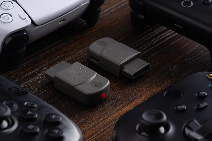 8bitdo-retro-receiver-for-saturn-adapter-bluetooth-do-sega-saturn-windows-zawiera-baterie-nie