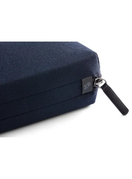 organizer-etui-na-elektronike-bellroy-tech-kit-navy-zapiecie-zamek