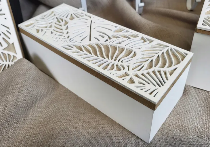 drewniane-pudelko-kolor-bialy