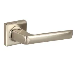 klamka-wewnetrzna-gamet-krotki-szyld-kwadratowy