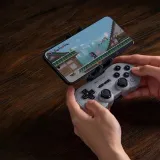 uchwyt-statyw-8bitdo-szary-zawiera-baterie-nie