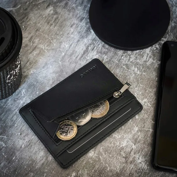 akielo-etui-syntetyk-material-dominujacy-syntetyk