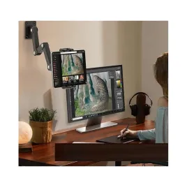 matalowy-uchwyt-scienny-na-tablet-ipad-telefon-wyciagane-ramie-obracany