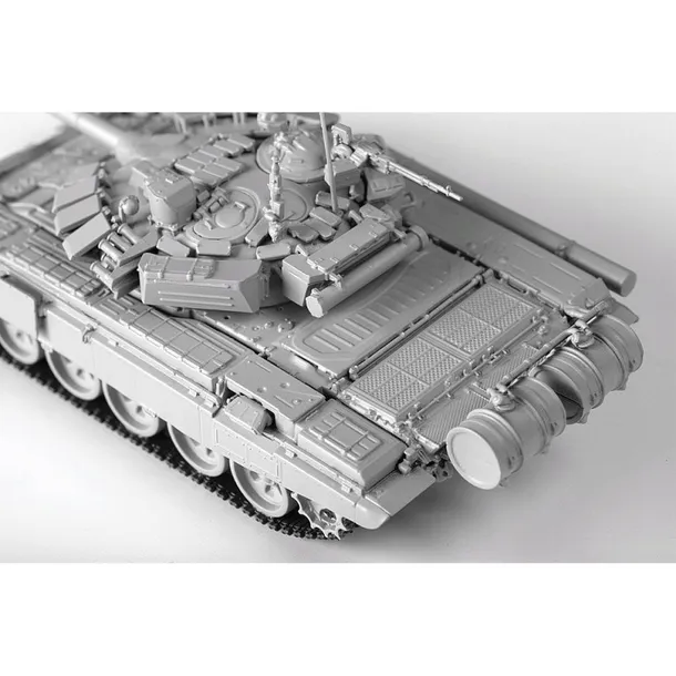 1-72-t-72-b3-main-battle-tank-model-z5071