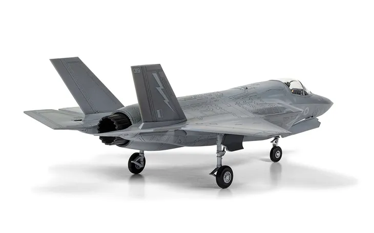 starter-set-lockheed-martin-f-35-lightning-ii-1-72-okres-po-ii-wojnie-swiatowej