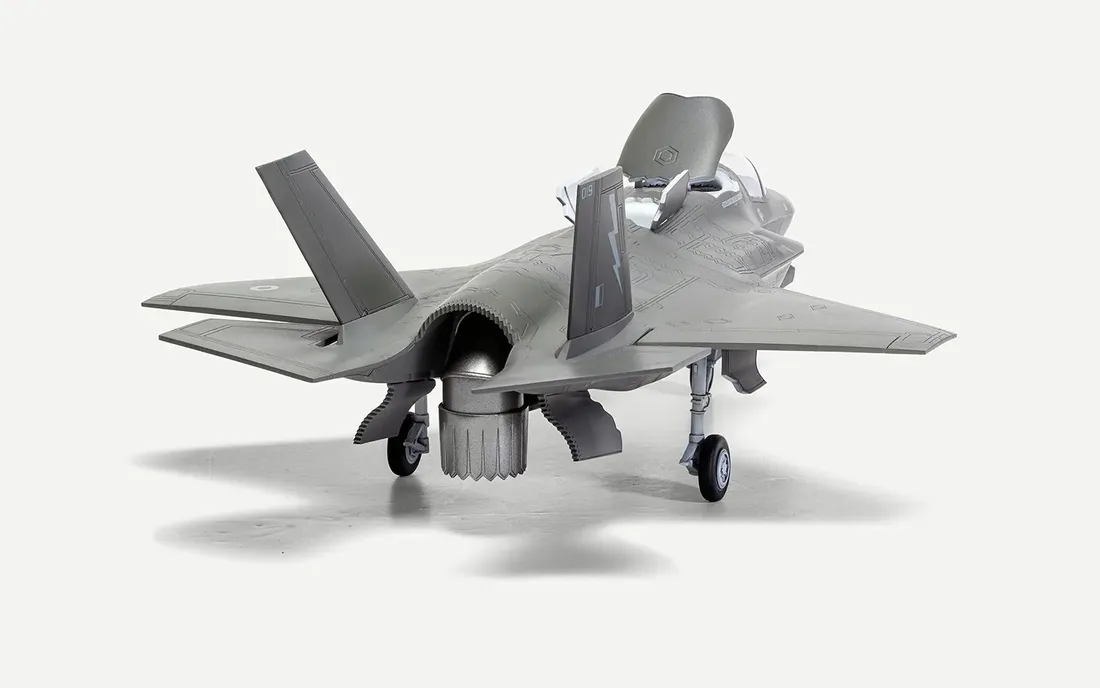 starter-set-lockheed-martin-f-35-lightning-ii-1-72-marka-airfix