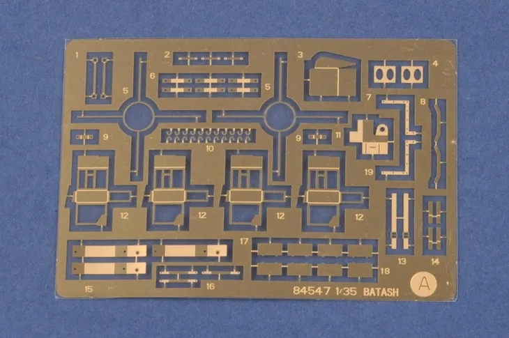 hobby-boss-84547-1-35-idf-puma-cev-model-hb-84547