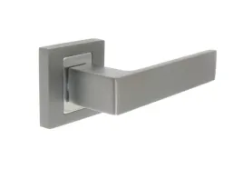 klamka-wewnetrzna-infinity-line-krotki-szyld-kwadratowy