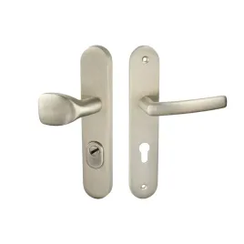 klamka-zewnetrzna-schaffner-dlugi-szyld-z-otworem-na-wkladke