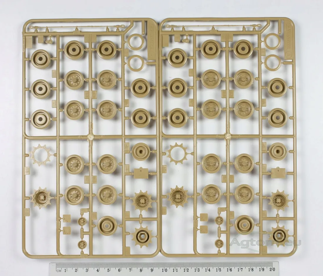 model-tamiya-m1a1-abrams-w-mine-plow-1-35