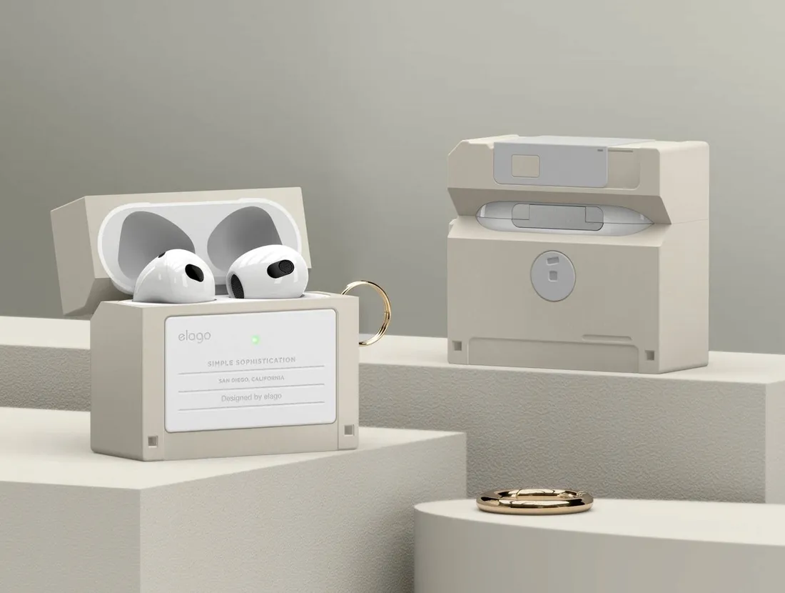 elago-do-apple-airpods-3-bialy-model-etui-floppy-disk-case-airpods-3