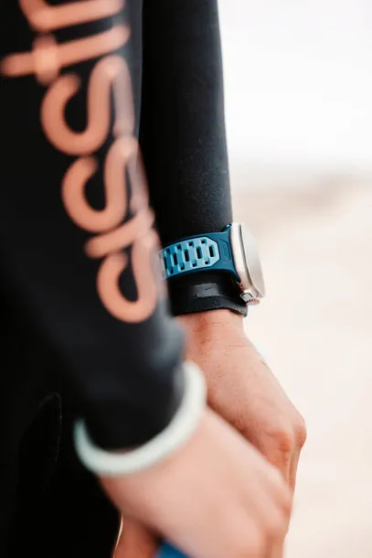 pasek-uag-do-apple-22mm-szary-waga-z-opakowaniem-0-1-kg