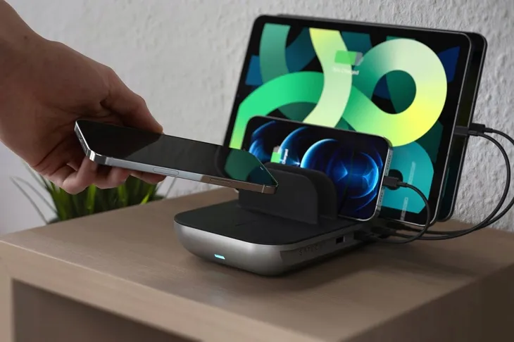 satechi-dock5-ladujaca-stacja-dokujaca-usb-5w1-napiecie-wyjsciowe-5-v