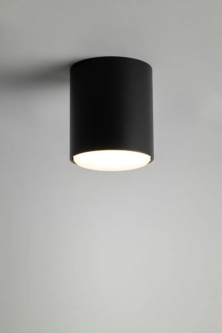sigma-lighting-plafon-spot-tubo-czarny-okragly-gx53-12w-95cm-kolor-czarny