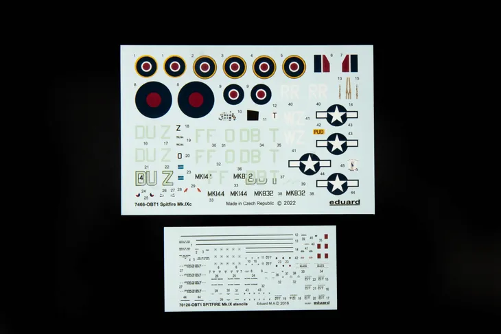 spitfire-mk-ixc-weekend-edition-eduard-1-72-7466-waga-z-opakowaniem-0-4-kg