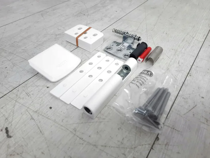 klamka-okienna-abus-bialy-kolor-bialy-kod-producenta-fas-101