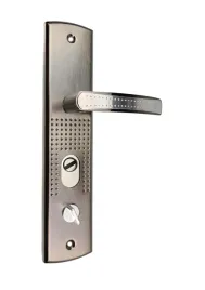 klamka-zewnetrzna-cam-dlugi-szyld-z-otworem-na-wkladke