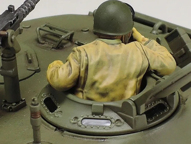 model-tamiya-us-tank-m4a3e8-sherman-easy-eight-kod-producenta-35346