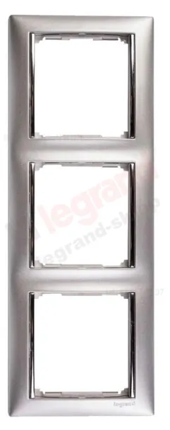 legrand-ramka-potrojna-pozioma-aluminium-srebrny-valena-770353-waga-z-opakowaniem-0-1-kg