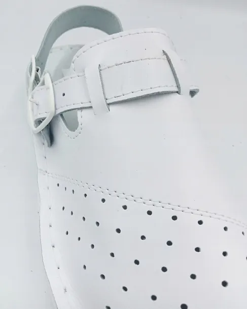 klapki-procera-bialy-46-dlugosc-wkladki-30-5-cm