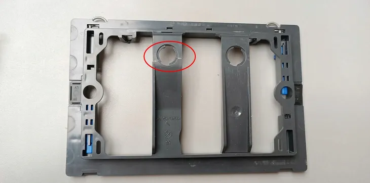 geberit-przycisk-klawisz-z-nierdzewki-do-sigma-wc-sigma20-stal-nierdzewna-material-tworzywo-sztuczne