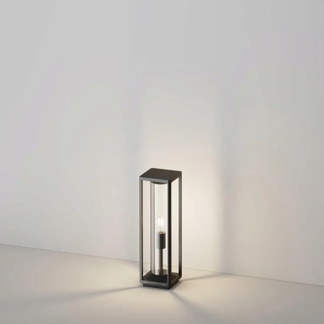 lampa-podlogowa-maytoni-e27-15-w-czarny