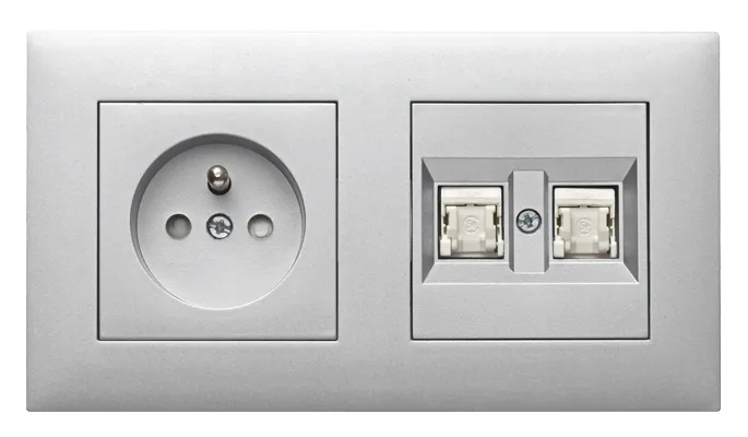 hager-lumina-passion-ramka-4-krotna-pozioma-aluminium-czarne-wl9243-marka-hager