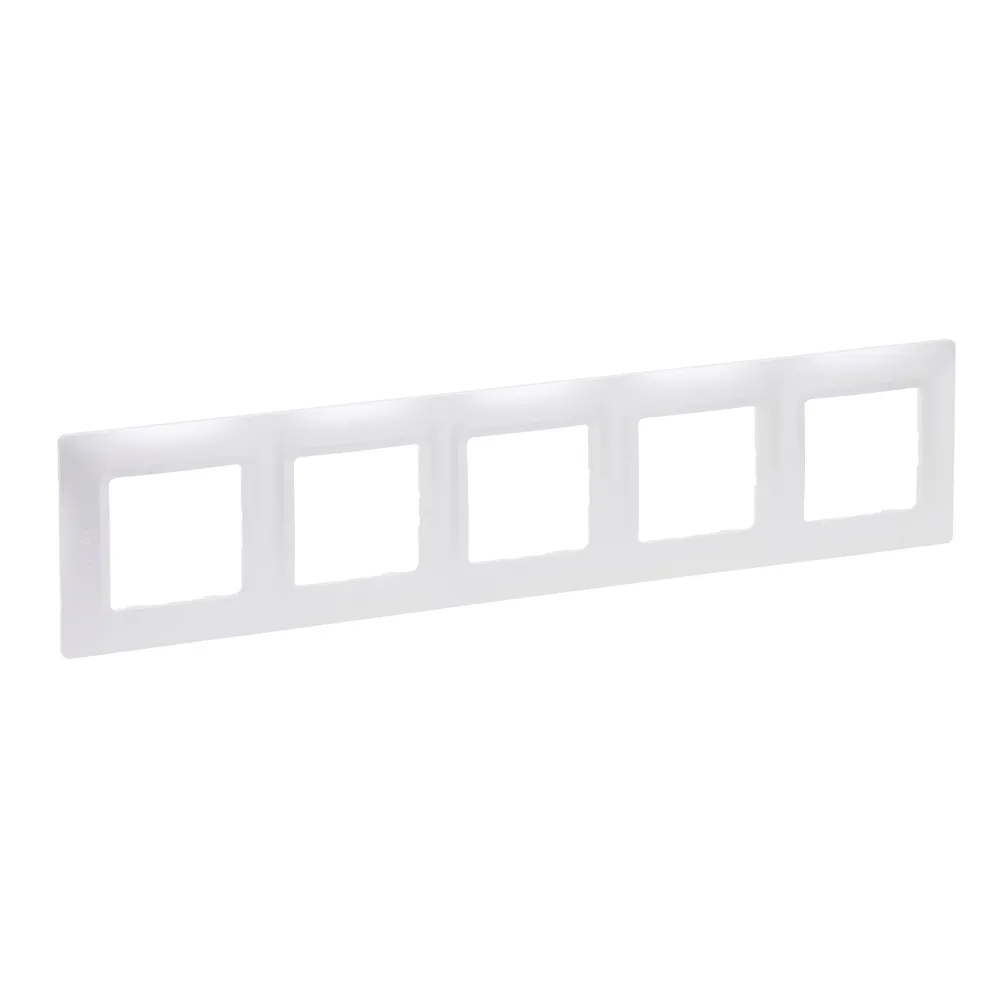 legrand-ramka-piecioktrotna-perlowy-niloe-selection-762065-kolor-bialy