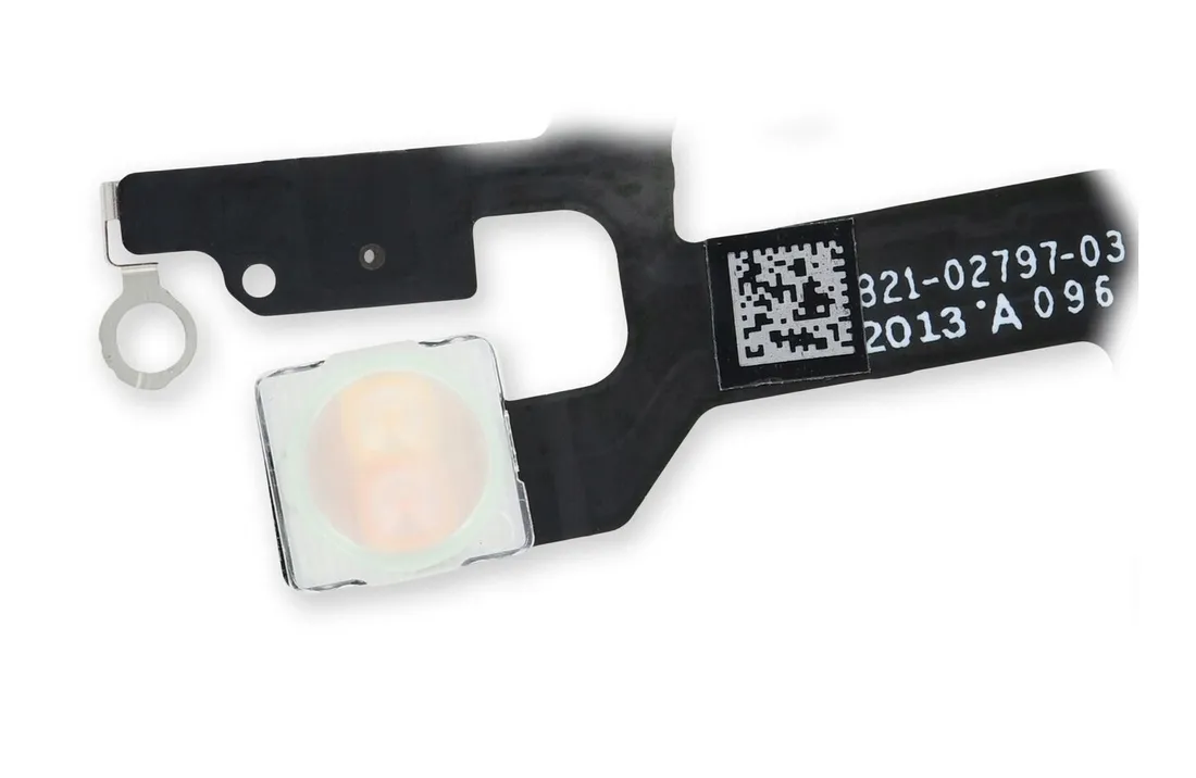 zlacze-flash-mikrofon-do-apple-iphone-12-waga-z-opakowaniem-0-1-kg