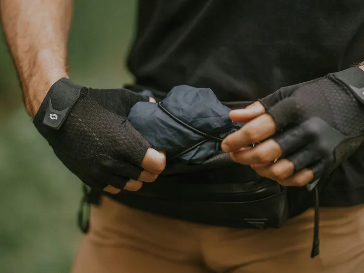 torba-nerka-topeak-hip-pack-szerokosc-produktu-6-9-cm