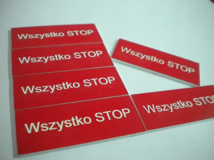 zaciskarka-do-wtykow-rj-zawiera-baterie-nie