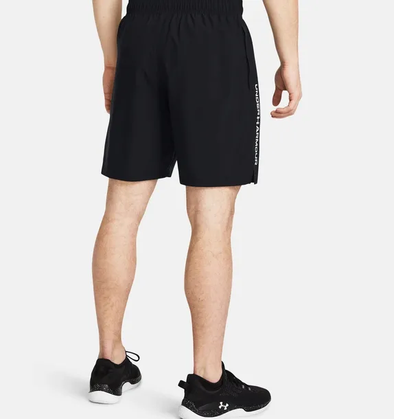 spodenki-treningowe-meskie-under-armour-woven-wdmk-black-white-s-cechy-dodatkowe-kieszenie