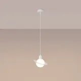 lampa-wiszaca-dziecieca-planeta-saturn-biala-nowoczesna-do-pokoju-sollux-pomieszczenie-biuro