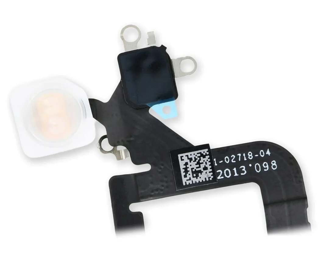 zlacze-flash-mikrofon-do-apple-iphone-12-pro-waga-z-opakowaniem-0-1-kg