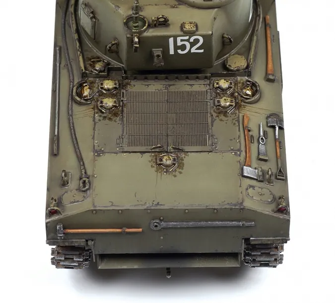 zvezda-3702-czolg-sredni-m4a2-sherman-75mm-model-do-sklejania-1-35-z3702-okres-ii-wojna-swiatowa
