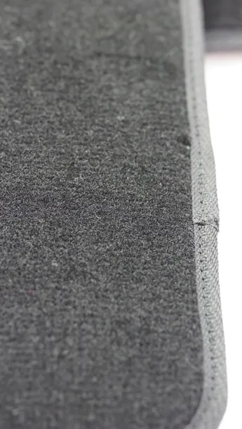 dywaniki-welurowe-4-el-waga-z-opakowaniem-2-kg